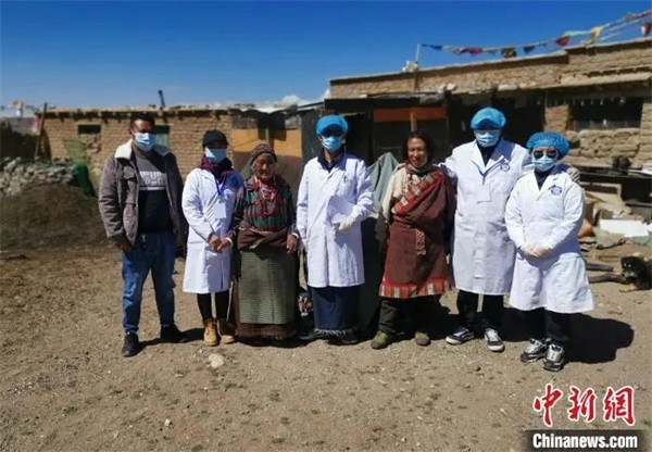来自海拔4000米以上的纯真笑容！通用医疗援藏医疗队员尽心“传帮带”，厚植藏汉情(图2)